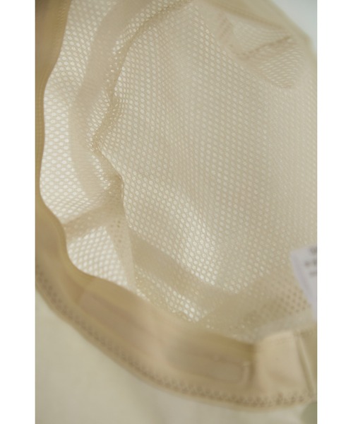 M.deux（エムドゥ）の「サンシェードバケットハット / UVカット（ハット・レディース・オフホワイト・FREE）」の5枚目の写真