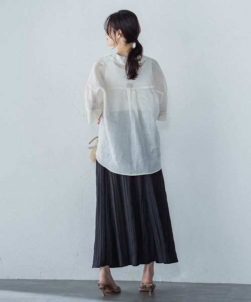 LAUTREAMONT(ロートレアモン)の「シアーリネンVネックブラウス≪手洗い可能≫(シャツ/ブラウス・レディース・ホワイト/ブラウン/イエロー・9号)」の11枚目の写真