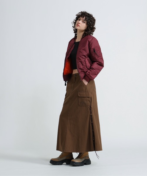 AVIREX（アヴィレックス）の「《WOMENS》MA-1 コマーシャル / MA-1 COMMERCIAL（MA-1・レディース・タン/ブラック/シルバー/セージグリーン/エンジ/ブラウン・L/M/S）」の8枚目の写真