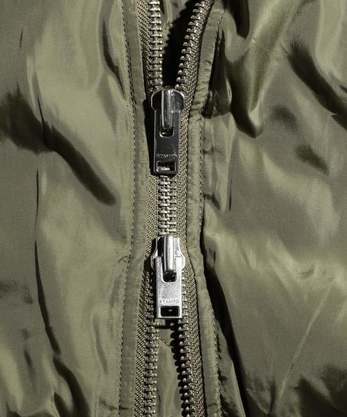 Stampd' LA（スタンプドエルエー）の「＜STAMPD＞ STRAPPED BOMBER/アウター（ミリタリージャケット・メンズ・オリーブ/ネイビー・MEDIUM/SMALL/LARGE）」の6枚目の写真