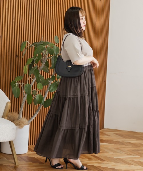 CLETTE(クレット)の「タックティアードドッキングワンピース(ワンピース・レディース・ブルー/ブラック/サンドグレー・4L/3L/LL)」の21枚目の写真