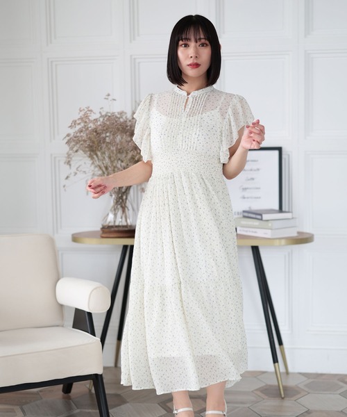 Ruwan yu(ルワンユー)の「ピンクタックプリーツワンピース【大きいサイズ対応】(ワンピース・レディース・ホワイト・4L/3L/LL/L)」の12枚目の写真