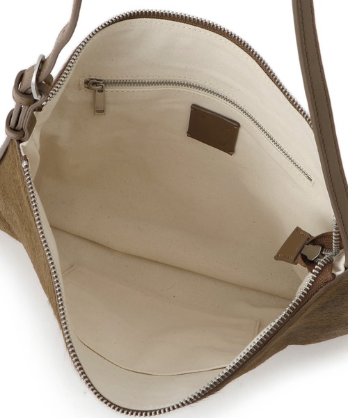 SALON adam et rope'（サロン アダム エ ロペ）の「【W S（ドゥーブル）】へアリーカウレザーバッグ / ハンドバッグ（ショルダーバッグ・レディース・ブラウン/ベージュ・FREE）」の20枚目の写真