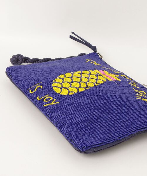 MAISON mou（メゾンムー）の「【Swaraj/スワラージ】パイナップルビーズBAG-M（手刺繍ビーズ）（クラッチバッグ・レディース・ブルー/ブラック・FREE）」の4枚目の写真
