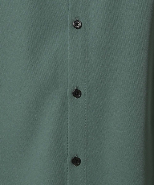 LAKOLE（ラコレ）の「イージークリーン半袖シャツ / 578553（シャツ/ブラウス・メンズ・ホワイト/グリーン/チャコールグレー・MEDIUM/LARGE）」の4枚目の写真