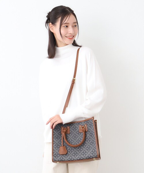 LAURA ASHLEY(ローラアシュレイ)の「【牛革/ショルダーベルト付き/Sサイズ】ミスタージョーンズ柄 バッグ(トートバッグ・レディース・ネイビー系/ブラック系・00)」の15枚目の写真