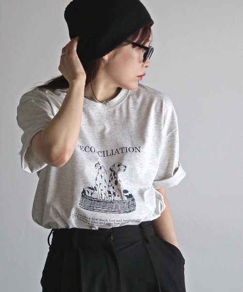 COURO（コウロ）の「ヴィンテージライクデザインＴシャツ（Tシャツ/カットソー・レディース・ネイビー系2/ライトグレー系1/ホワイト系2/ホワイト系/ライトグレー系2/ネイビー系1/ピンク/ライトグレー系/ネイビー系/ホワイト系1・FREE）」の5枚目の写真
