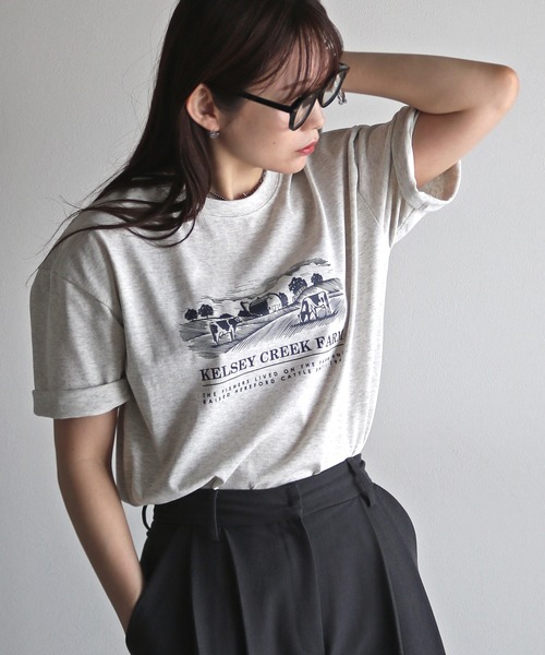 COURO（コウロ）の「ヴィンテージライクデザインＴシャツ（Tシャツ/カットソー・レディース・ネイビー系2/ライトグレー系1/ホワイト系2/ホワイト系/ライトグレー系2/ネイビー系1/ピンク/ライトグレー系/ネイビー系/ホワイト系1・FREE）」の6枚目の写真