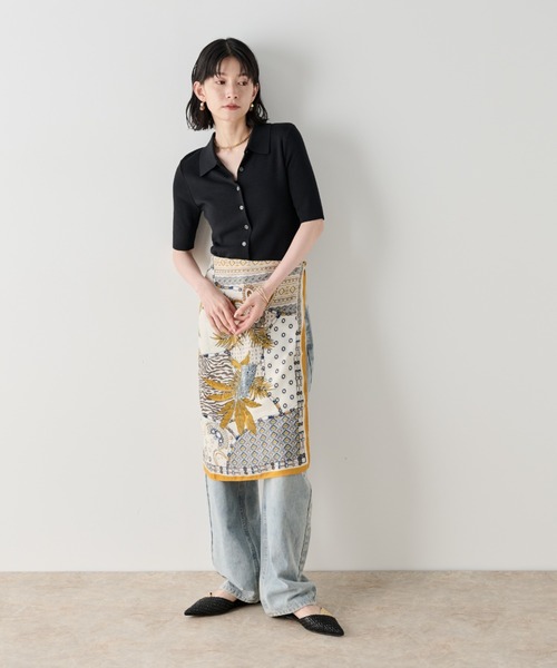 Shelly island(シェリーアイランド)の「ボタニカル柄スカーフ(ストール/ショール・レディース・ブラウン/イエロー・FREE)」の3枚目の写真