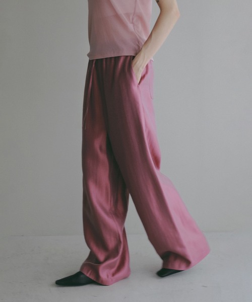 MANOF(マノフ)の「GLITTER RELAX PANTS(その他パンツ・レディース・アイボリー/ブラウン/オレンジ/ピンク・M/S)」の3枚目の写真