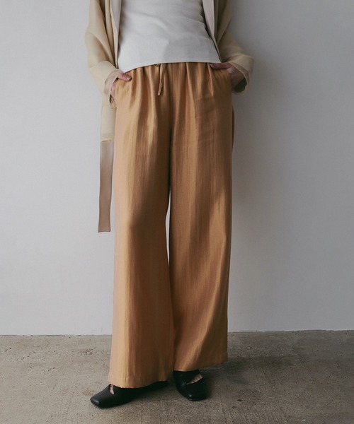 MANOF(マノフ)の「GLITTER RELAX PANTS(その他パンツ・レディース・アイボリー/ブラウン/オレンジ/ピンク・M/S)」の15枚目の写真