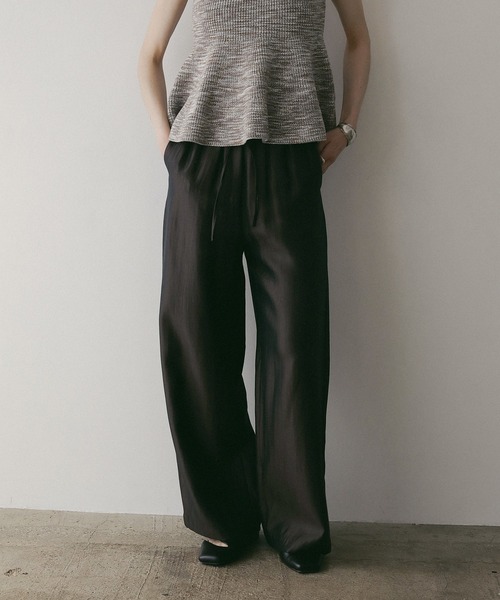 MANOF(マノフ)の「GLITTER RELAX PANTS(その他パンツ・レディース・アイボリー/ブラウン/オレンジ/ピンク・M/S)」の9枚目の写真