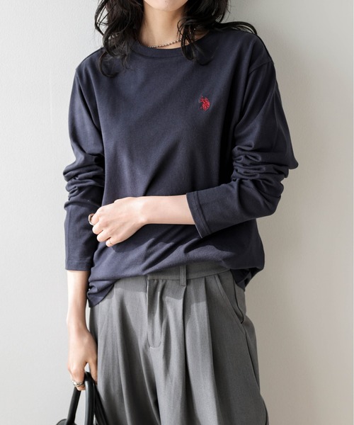 U.S. POLO ASSN.(ユーエスポロアッスン)の「POLOワンポイント刺繍ロングTシャツ(Tシャツ/カットソー・レディース・モカ/チャコール/アイボリー/ブラック/ベージュ/ネイビー・フリー)」の6枚目の写真