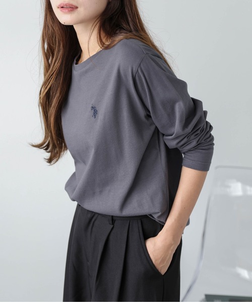 U.S. POLO ASSN.(ユーエスポロアッスン)の「POLOワンポイント刺繍ロングTシャツ(Tシャツ/カットソー・レディース・モカ/チャコール/アイボリー/ブラック/ベージュ/ネイビー・フリー)」の21枚目の写真