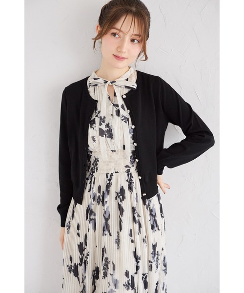 tocco closet(トッコ クローゼット)の「UVカット&接触冷感&ハンドウォッシュ♪超強撚パールフラワー釦カーディガン(カーディガン/ボレロ・レディース・ブラック/オフホワイト/ブルー/ローズ・M)」の14枚目の写真