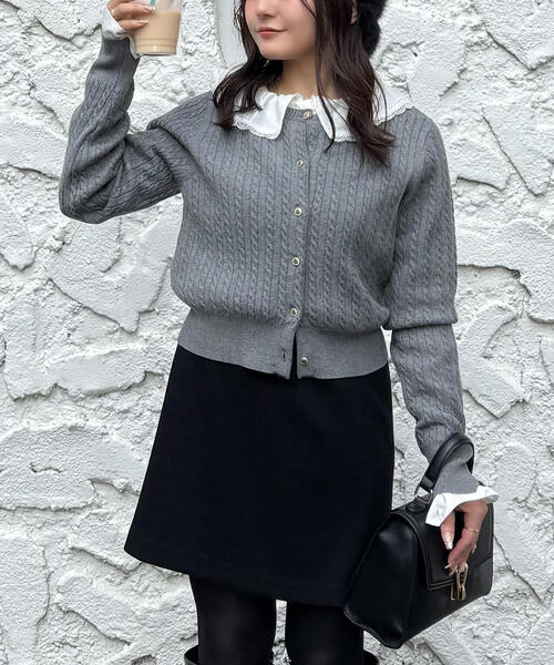 FREE'S MART(フリーズマート)の「◇金ボタンミニケーブルカーディガン(カーディガン/ボレロ・レディース・ネイビー/ホワイト系その他/グレー/ブルー/ブラウン・FREE)」の3枚目の写真