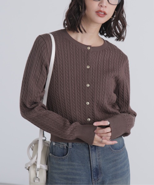 FREE'S MART(フリーズマート)の「◇金ボタンミニケーブルカーディガン(カーディガン/ボレロ・レディース・ネイビー/ホワイト系その他/グレー/ブルー/ブラウン・FREE)」の4枚目の写真
