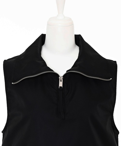 Narcissus（ナルシス）の「ハーフジップトップス/クロップドベスト（その他アウター・レディース・ブラック・FREE）」の9枚目の写真