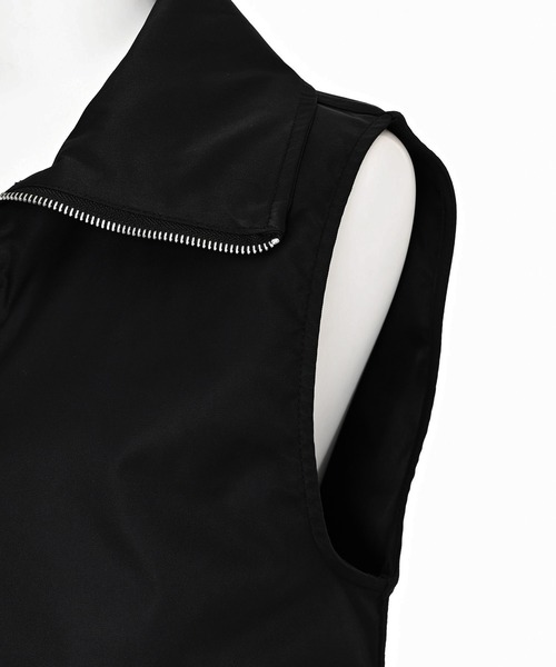 Narcissus（ナルシス）の「ハーフジップトップス/クロップドベスト（その他アウター・レディース・ブラック・FREE）」の11枚目の写真