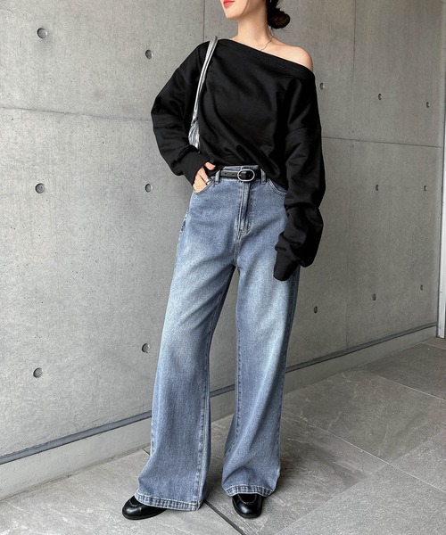 andme(アンドミー)の「セミフレアデニムパンツ(デニムパンツ・レディース・ブルー/ブラック/ライトブルー・M/L)」の9枚目の写真
