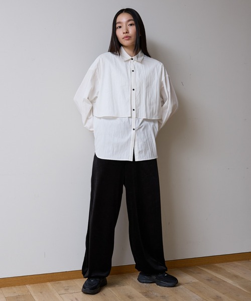 NOMINE(ノミネ)の「【NOMINE】ロングヨークオーバーシャツ(シャツ/ブラウス・レディース・ホワイト/ブラウン/ブラック・フリー)」の9枚目の写真