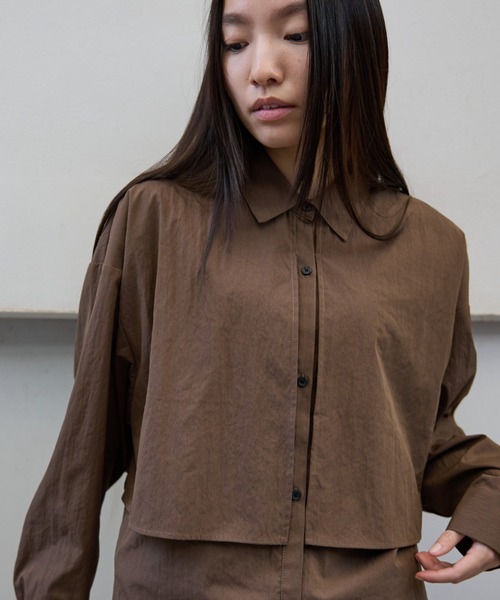 NOMINE(ノミネ)の「【NOMINE】ロングヨークオーバーシャツ(シャツ/ブラウス・レディース・ホワイト/ブラウン/ブラック・フリー)」の8枚目の写真