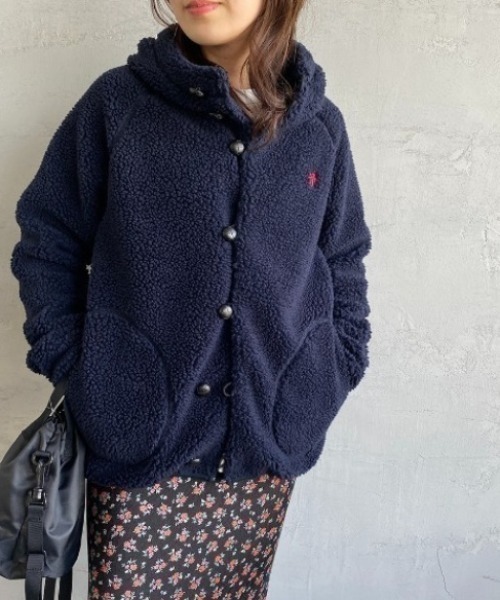 GYMPHLEX（ジムフレックス）の「【WEB限定】[GYMPHLEX/ジムフレックス] ボアフードパーカー（ブルゾン・レディース・ネイビー/グレイッシュベージュ/オフホワイト/ダークベージュ・M/L）」の4枚目の写真