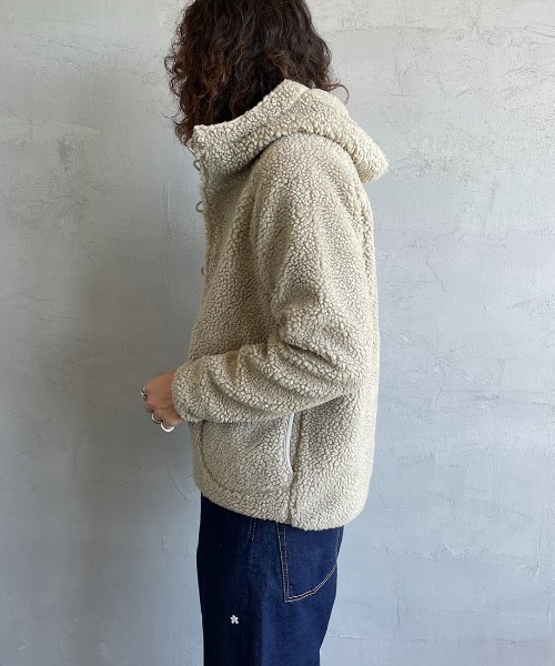 GYMPHLEX（ジムフレックス）の「【WEB限定】[GYMPHLEX/ジムフレックス] ボアフードパーカー（ブルゾン・レディース・ネイビー/グレイッシュベージュ/オフホワイト/ダークベージュ・M/L）」の9枚目の写真