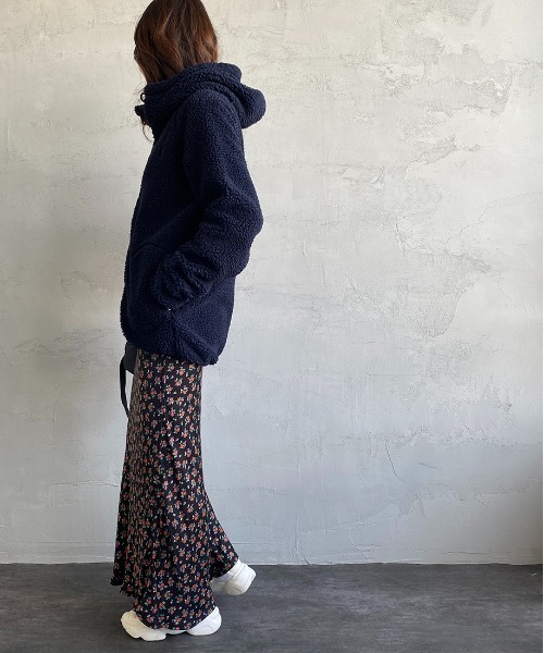 GYMPHLEX（ジムフレックス）の「【WEB限定】[GYMPHLEX/ジムフレックス] ボアフードパーカー（ブルゾン・レディース・ネイビー/グレイッシュベージュ/オフホワイト/ダークベージュ・M/L）」の17枚目の写真