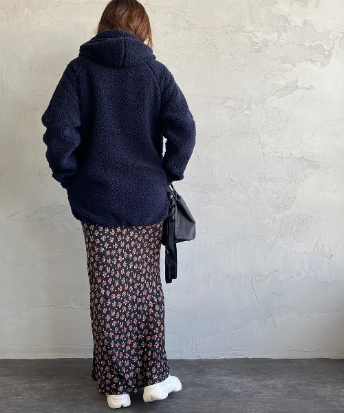 GYMPHLEX（ジムフレックス）の「【WEB限定】[GYMPHLEX/ジムフレックス] ボアフードパーカー（ブルゾン・レディース・ネイビー/グレイッシュベージュ/オフホワイト/ダークベージュ・M/L）」の18枚目の写真