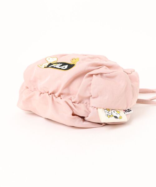 FILA（フィラ）の「【FILA/フィラ × PEANUTS/ピーナッツ】クシュクシュ ミニショルダーバッグ（ショルダーバッグ・レディース・ブラック/オフホワイト/ピンク・FREE）」の5枚目の写真