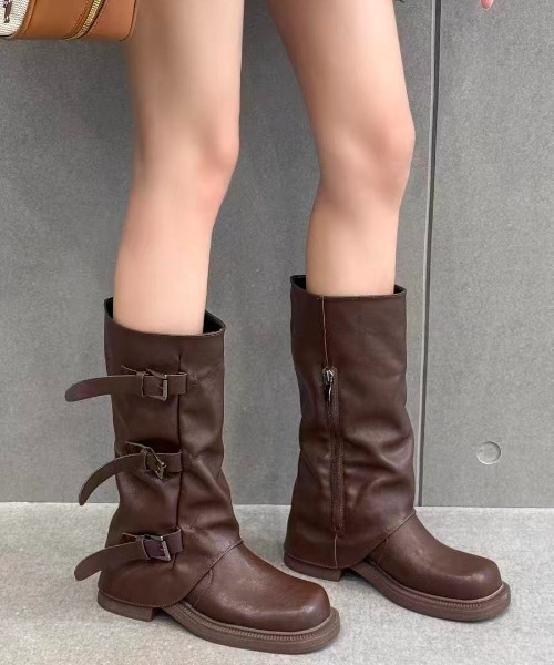 Achic(アシック)の「ベルト付きミドルブーツ(ブーツ・レディース・ブラック/ブラウン・L/M/S)」の10枚目の写真