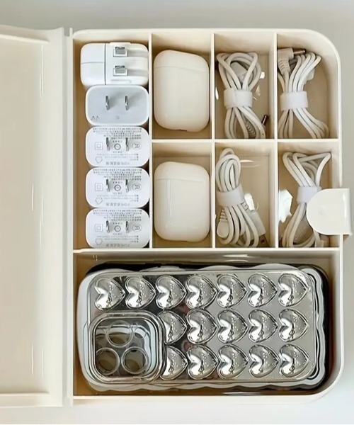 ご予約者ページ Vini SELECT】ブック型 ガジェット収納ケース（収納グッズ