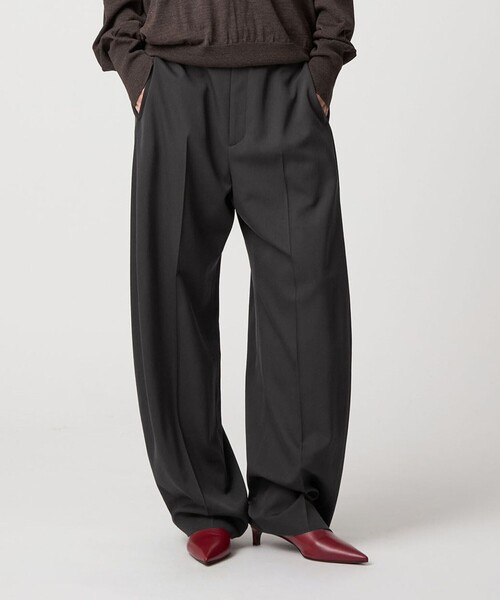 6(ROKU)＞グレー カーブ パンツ（スラックス）｜6（ロク）の