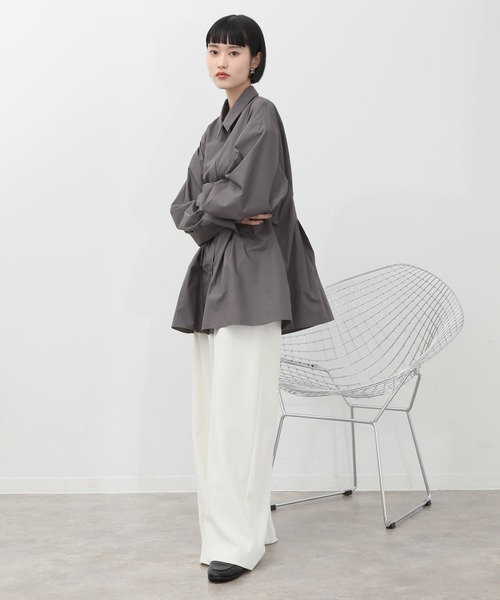 NOGLE（ノグル）の「【NOGLE/ノグル】ウエストデザインシャツ（シャツ/ブラウス・レディース・ブルー/チャコール/ホワイト・FREE）」の19枚目の写真