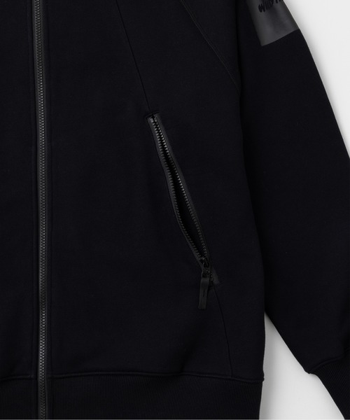 FRUIT OF THE LOOM(フルーツオブザルーム)の「【FRUIT OF THE LOOM】FTL×WILD THINGS ワイルドシングス コラボ/HAPPY SWEAT JACKET(ブルゾン・メンズ・ブラック/ベージュ・M/L)」の16枚目の写真