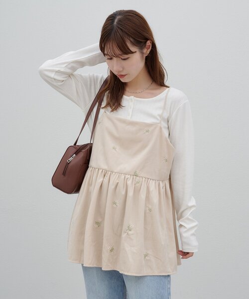 DISCOAT（ディスコート）の「【umm.】ベロア刺繍キャミチュニック（Tシャツ/カットソー・レディース・ブラウン/アイボリー・FREE）」の9枚目の写真