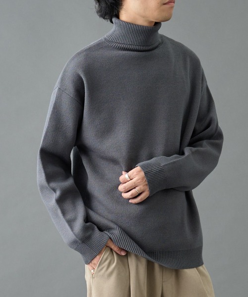 COLONY 2139(コロニートゥーワンスリーナイン)の「リサイクルポリタートルネックニット(ニット/セーター・メンズ・グレー/チャコールグレー/アイボリー/ブラック・MEDIUM/LARGE)」の14枚目の写真