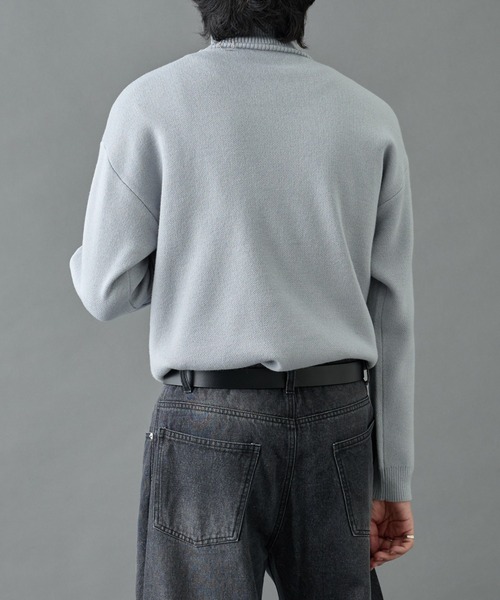 COLONY 2139(コロニートゥーワンスリーナイン)の「リサイクルポリタートルネックニット(ニット/セーター・メンズ・グレー/チャコールグレー/アイボリー/ブラック・MEDIUM/LARGE)」の17枚目の写真