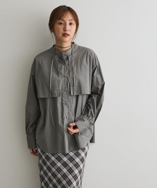 CRAFT STANDARD BOUTIQUE(クラフトスタンダードブティック)の「ヨークデザインシャツ(シャツ/ブラウス・レディース・モカ/ダークグレー/ライトベージュ/ブルーグリーン・FREE)」の14枚目の写真