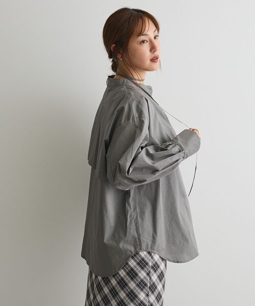 CRAFT STANDARD BOUTIQUE(クラフトスタンダードブティック)の「ヨークデザインシャツ(シャツ/ブラウス・レディース・モカ/ダークグレー/ライトベージュ/ブルーグリーン・FREE)」の15枚目の写真