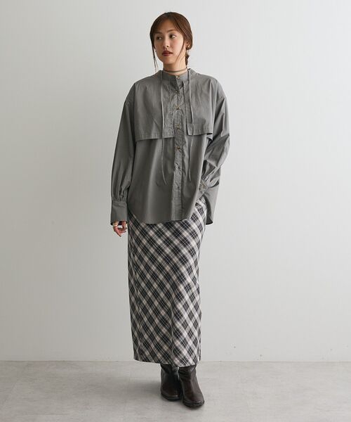 CRAFT STANDARD BOUTIQUE(クラフトスタンダードブティック)の「ヨークデザインシャツ(シャツ/ブラウス・レディース・モカ/ダークグレー/ライトベージュ/ブルーグリーン・FREE)」の18枚目の写真
