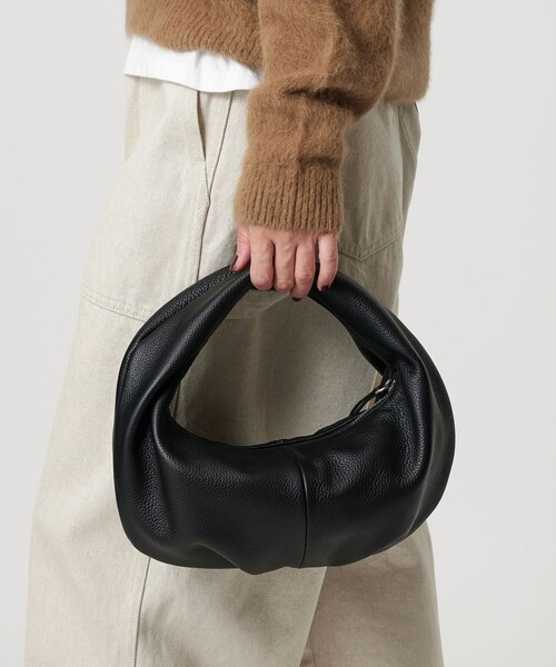 BEAUTY&YOUTH UNITED ARROWS（ビューティーアンドユースユナイテッドアローズ）の「ムーン タック ミニ ワンショルダーバッグ（ショルダーバッグ・レディース・ブラック/ライトピンク・FREE）」の21枚目の写真