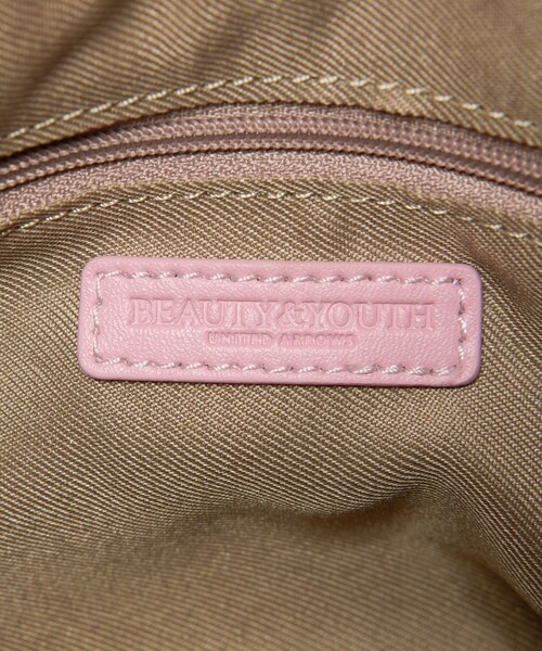 BEAUTY&YOUTH UNITED ARROWS（ビューティーアンドユースユナイテッドアローズ）の「ムーン タック ミニ ワンショルダーバッグ（ショルダーバッグ・レディース・ブラック/ライトピンク・FREE）」の9枚目の写真
