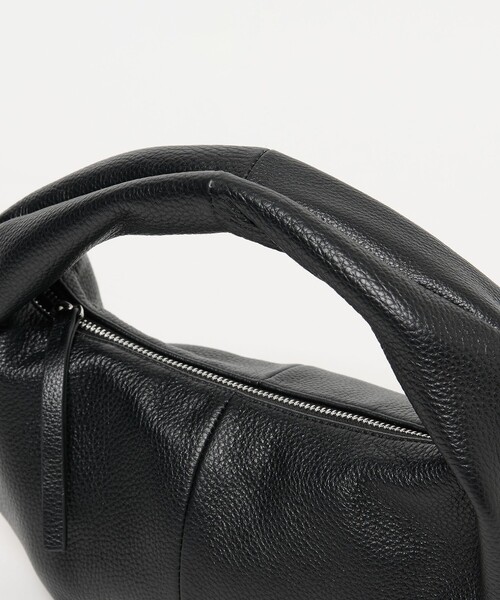 BEAUTY&YOUTH UNITED ARROWS（ビューティーアンドユースユナイテッドアローズ）の「ムーン タック ミニ ワンショルダーバッグ（ショルダーバッグ・レディース・ブラック/ライトピンク・FREE）」の13枚目の写真