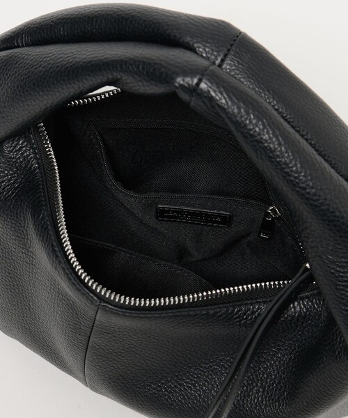 BEAUTY&YOUTH UNITED ARROWS（ビューティーアンドユースユナイテッドアローズ）の「ムーン タック ミニ ワンショルダーバッグ（ショルダーバッグ・レディース・ブラック/ライトピンク・FREE）」の14枚目の写真