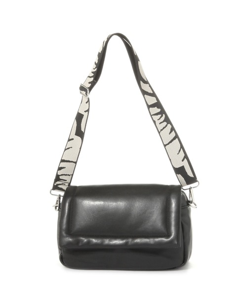 LAKOLE（ラコレ）の「パデットアソート柄ショルダーバッグ / 587752（ショルダーバッグ・レディース・ボルドー/オフホワイト/ブラック・FREE）」の9枚目の写真