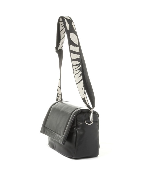 LAKOLE（ラコレ）の「パデットアソート柄ショルダーバッグ / 587752（ショルダーバッグ・レディース・ボルドー/オフホワイト/ブラック・FREE）」の19枚目の写真