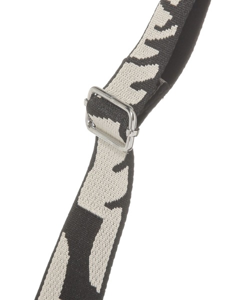 LAKOLE（ラコレ）の「パデットアソート柄ショルダーバッグ / 587752（ショルダーバッグ・レディース・ボルドー/オフホワイト/ブラック・FREE）」の13枚目の写真