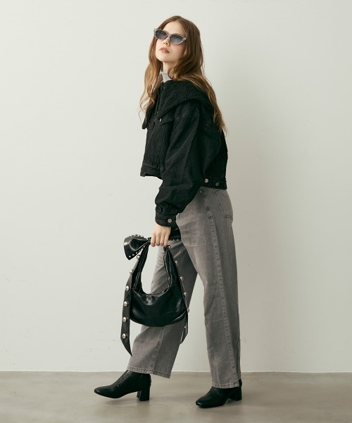 Clum(クルム)の「ヴィンテージウォッシュストレートデニムパンツ(デニムパンツ・レディース・ライトブルー/ブルー/グレー・MEDIUM/LARGE)」の15枚目の写真